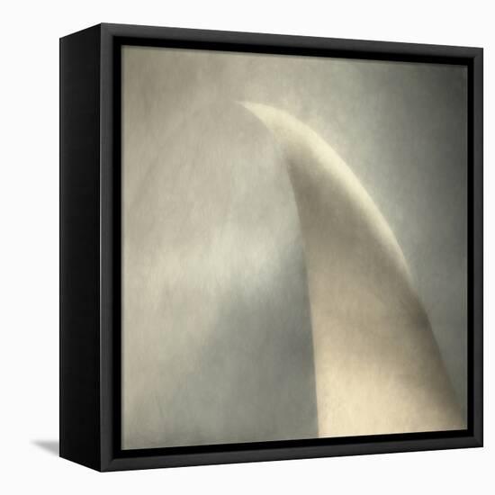 arco d'oro-Gilbert Claes-Framed Premier Image Canvas