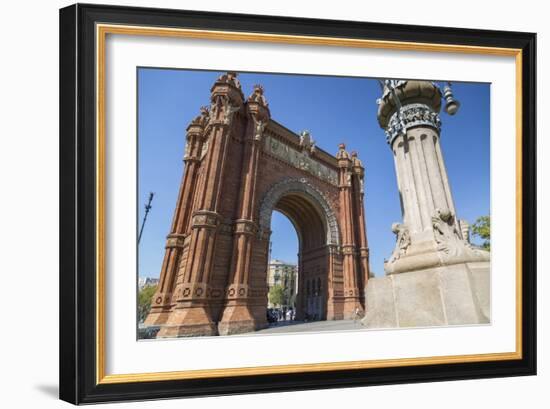 Arco de Triunfo de Barcelona, Barcelona, Catalonia, Spain, Europe-Frank Fell-Framed Photographic Print