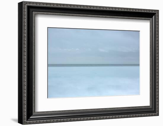 Arctic Calm IV-Doug Chinnery-Framed Photographic Print