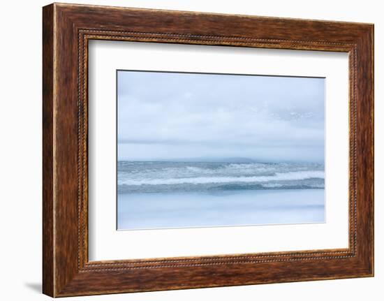 Arctic Waves-Doug Chinnery-Framed Photographic Print