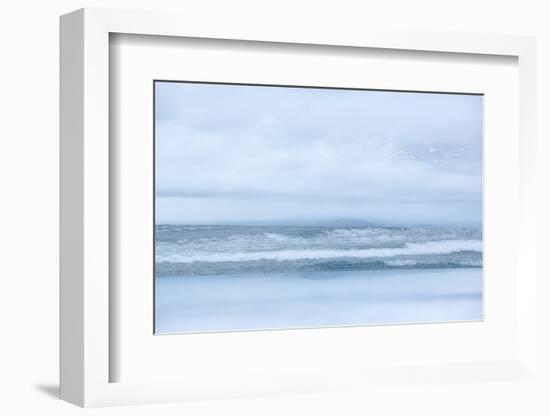 Arctic Waves-Doug Chinnery-Framed Photographic Print