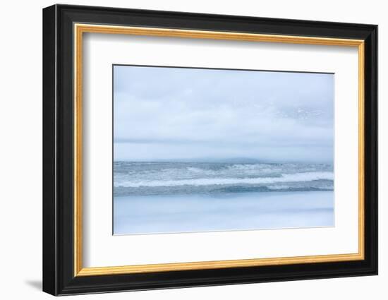 Arctic Waves-Doug Chinnery-Framed Photographic Print