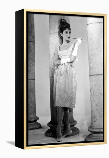 Ariane Love in the Afternoon Avec Audrey Hepburn 1957-null-Framed Stretched Canvas