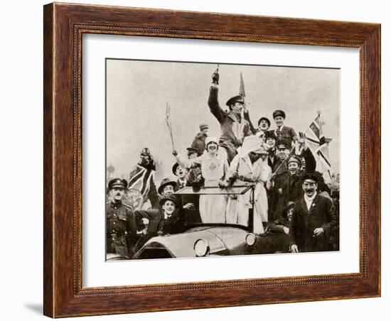 Armistice Day Celebrations 1918-null-Framed Photographic Print