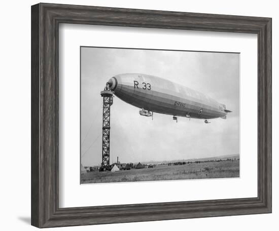 Armstrong Whitworth R33 Airship G-Faag, 1925-null-Framed Photographic Print