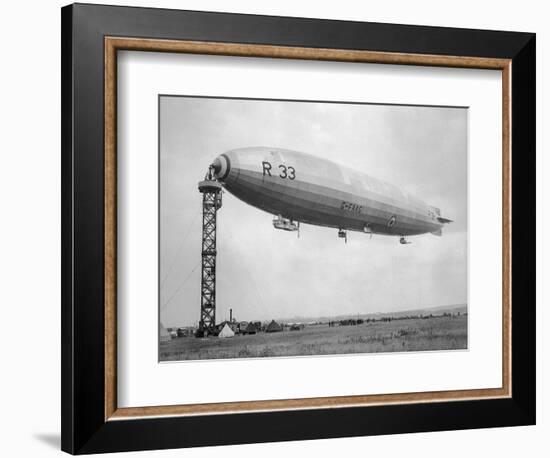 Armstrong Whitworth R33 Airship G-Faag, 1925-null-Framed Photographic Print