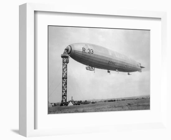 Armstrong Whitworth R33 Airship G-Faag, 1925-null-Framed Photographic Print