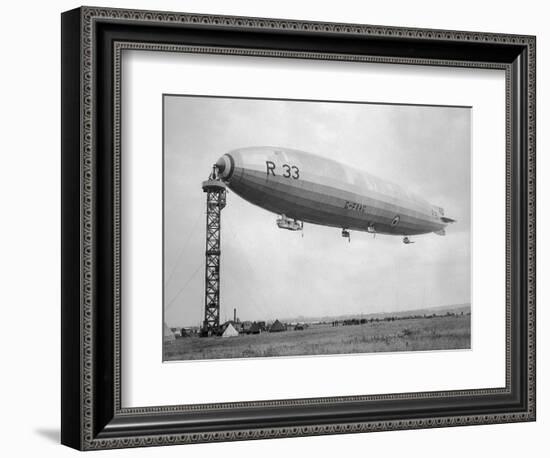 Armstrong Whitworth R33 Airship G-Faag, 1925-null-Framed Photographic Print