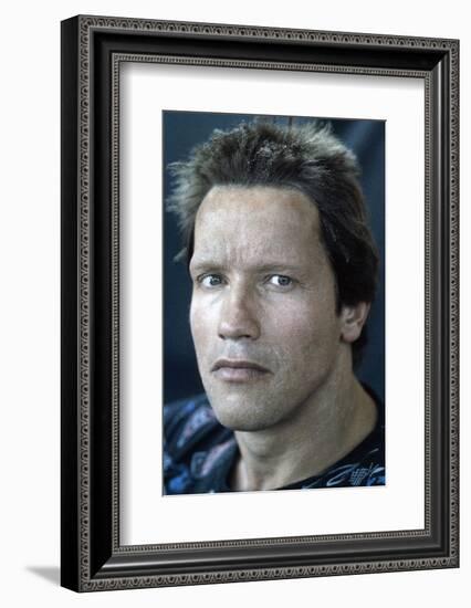 ARNOLD SCHWARZENEGGER. "THE TERMINATOR" [1984], directed by JAMES CAMERON.-null-Framed Photographic Print