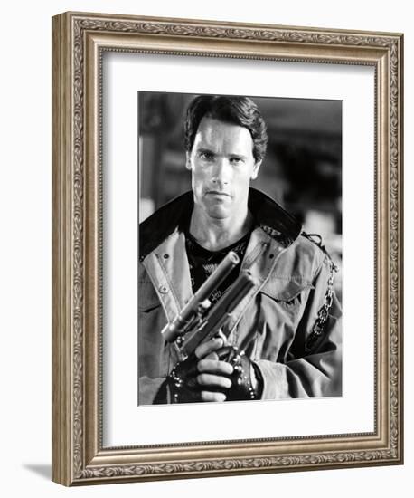 ARNOLD SCHWARZENEGGER. "THE TERMINATOR" [1984], directed by JAMES CAMERON.-null-Framed Premium Photographic Print