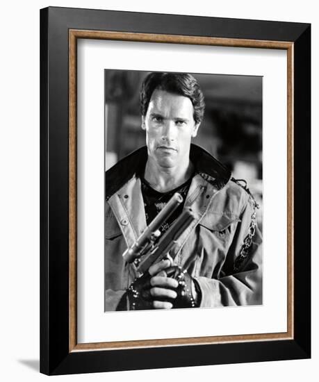 ARNOLD SCHWARZENEGGER. "THE TERMINATOR" [1984], directed by JAMES CAMERON.-null-Framed Premium Photographic Print