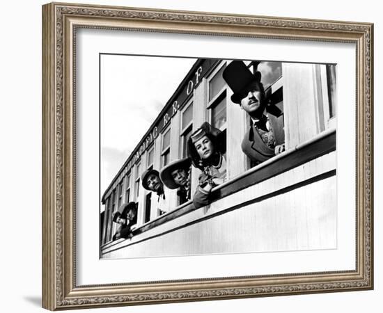 Around The World In Eighty Days, Cantinflas, Shirley MacLaine, David Niven, 1956-null-Framed Photo