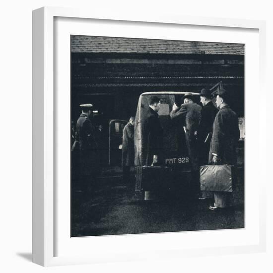 'Arrival', 1941-Cecil Beaton-Framed Photographic Print