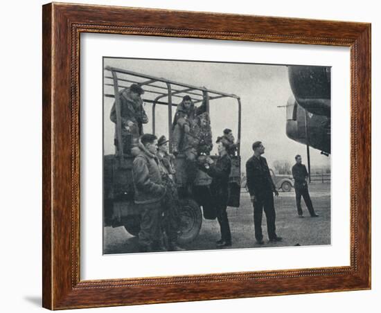 'Arriving', 1941-Cecil Beaton-Framed Photographic Print