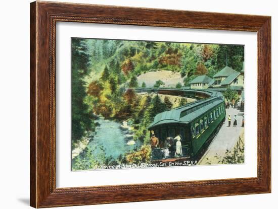 Arriving at the Springs on the Southern Pacific Railroad - Shasta Springs, CA-Lantern Press-Framed Art Print