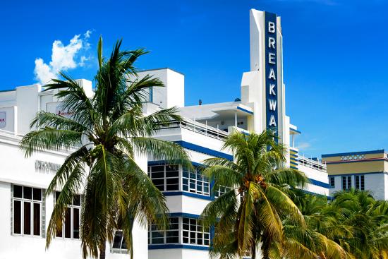 art deco architecture of