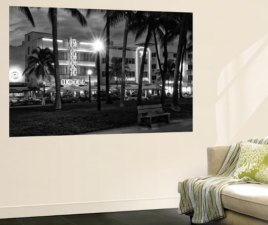 Art Deco Architecture Of Ocean Drive By Night Miami Beach