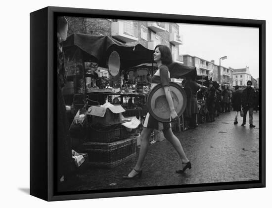 Art Director Jeanette Collins wears latest fashion while strolling through Portobello Road-Carlo Bavagnoli-Framed Premier Image Canvas