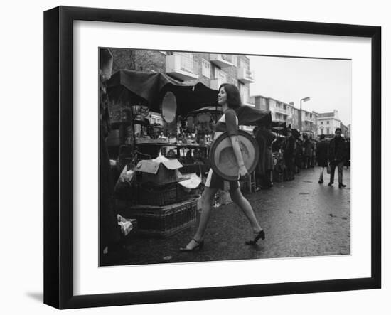 Art Director Jeanette Collins wears latest fashion while strolling through Portobello Road-Carlo Bavagnoli-Framed Photographic Print