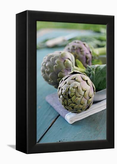 Artichoke of Paestum Igp-null-Framed Premier Image Canvas