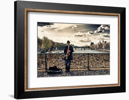 Artist - Pont des Arts - Paris - France-Philippe Hugonnard-Framed Photographic Print