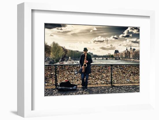 Artist - Pont des Arts - Paris - France-Philippe Hugonnard-Framed Photographic Print