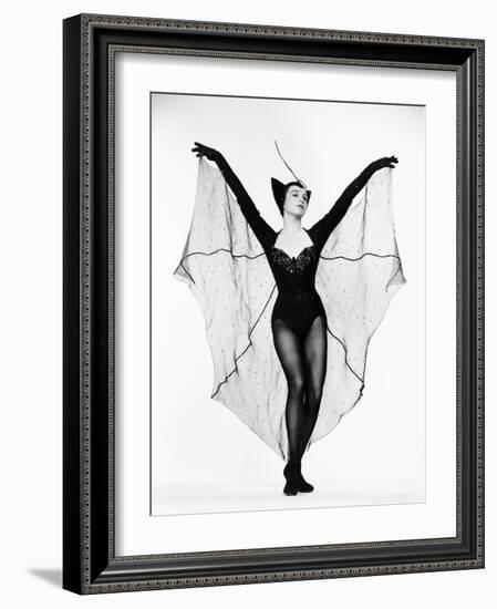 Artists and Models-null-Framed Photo