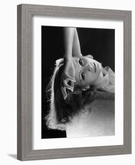 As You Desire Me by George Fitzmaurice, based on a play by Luigi Pirandello, with Greta Garbo, 1932-null-Framed Photo