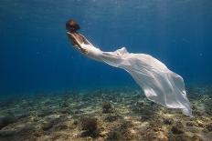 White Dress-Assaf Gavra-Photographic Print
