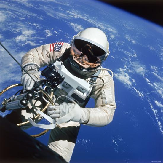 Astronaut Ed White Making First American Space Walk, 120 Miles Above ...