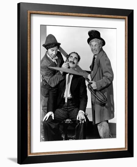 At the Circus, Chico Marx, Groucho Marx, Harpo Marx, 1939-null-Framed Photo