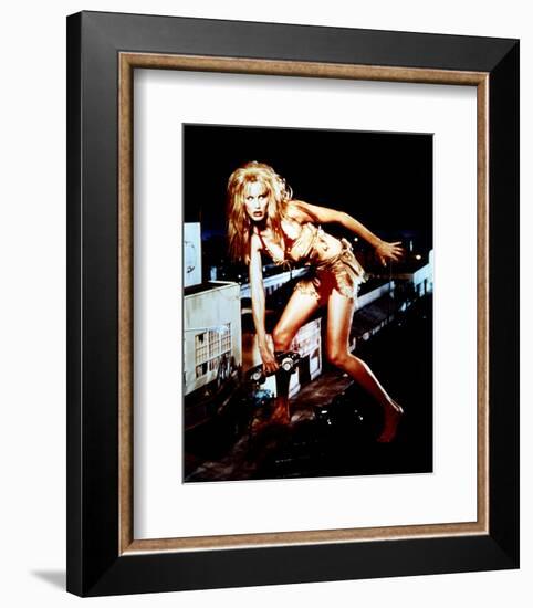Attack of the 50 Foot Woman-null-Framed Photo
