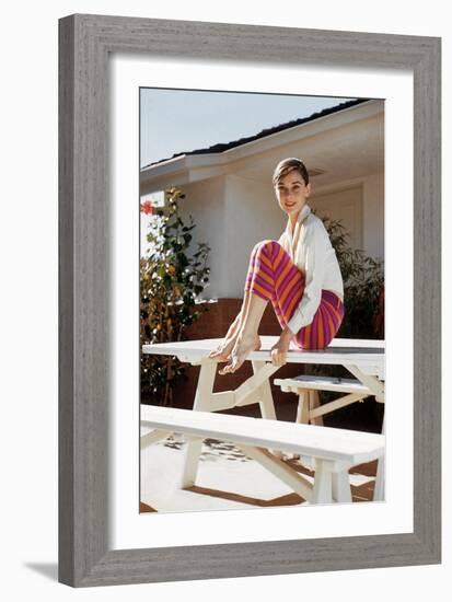 Audrey Hepburn 1954-null-Framed Photo