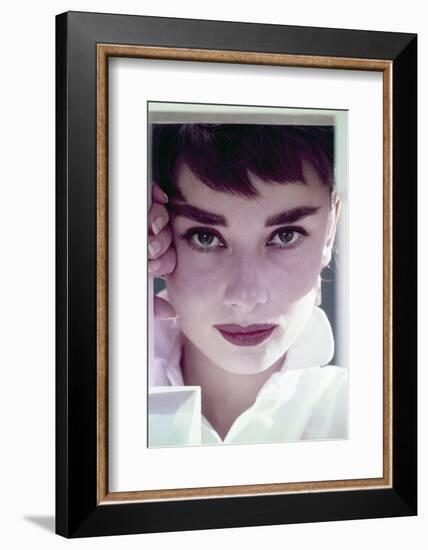 Audrey Hepburn, 1954-null-Framed Photographic Print