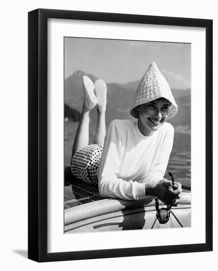 Audrey Hepburn, 1954.-null-Framed Photographic Print