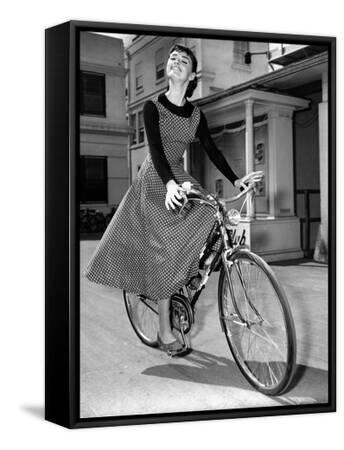 audrey hepburn sabrina black and white dress Audrey Hepburn Sabrina Wedding Dress  LausenCrafts