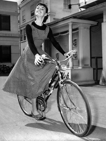 Audrey Hepburn on Set of Film Sabrina 1954 (Dress by Givenchy) Photo | Art.com Audrey Hepburn on Set of Film Sabrina 1954 (Dress by Givenchy) Photo | Art.com