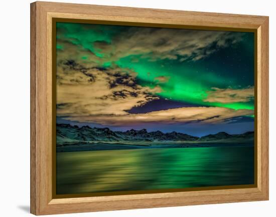 Aurora Borealis over Lake Kleifarvatn, Iceland-Arctic-Images-Framed Premier Image Canvas