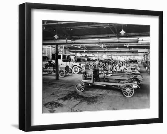 Austin Assembly Shop, 1914-null-Framed Photographic Print