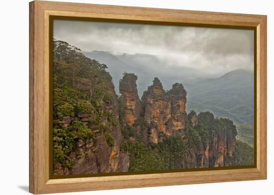 Australia, New South Wales, Blue Mountains, Echo Point, Three Sisters-Rona Schwarz-Framed Premier Image Canvas