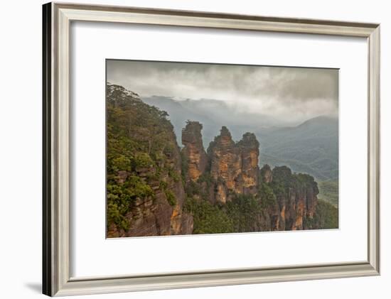 Australia, New South Wales, Blue Mountains, Echo Point, Three Sisters-Rona Schwarz-Framed Photographic Print