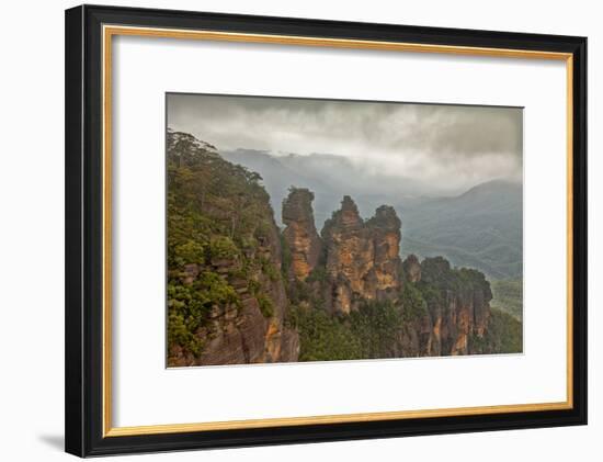 Australia, New South Wales, Blue Mountains, Echo Point, Three Sisters-Rona Schwarz-Framed Photographic Print