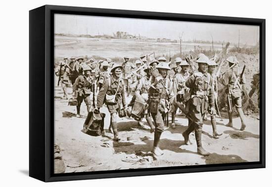 Australian machine-gunners returning from the trenches, France, World War I, 1916-Unknown-Framed Premier Image Canvas