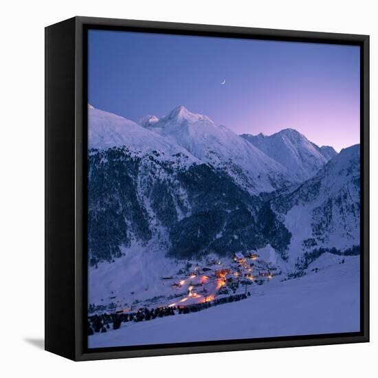 Austria, Ötztal, Vent-Ludwig Mallaun-Framed Premier Image Canvas