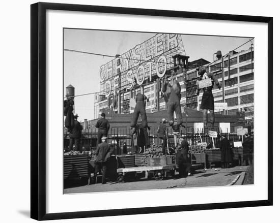 Auto Workers Conducting a Strike Against the Chrysler Plant-William Vandivert-Framed Premium Photographic Print