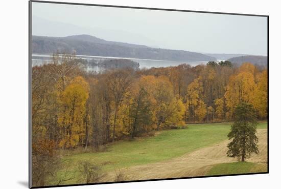 Autumn Color Along the Hudson River, Hyde Park, NY-null-Mounted Photographic Print