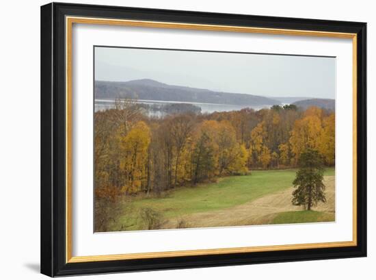 Autumn Color Along the Hudson River, Hyde Park, NY-null-Framed Photographic Print