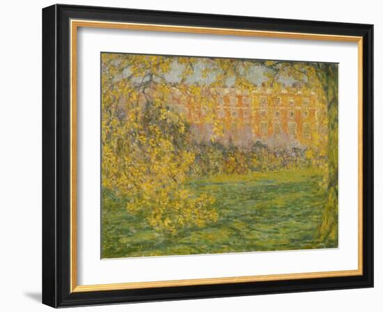 Autumn, Hampton Court; Automne, Hampton Court, 1908-Henri Eugene Augustin Le Sidaner-Framed Giclee Print