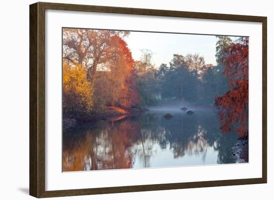 Autumn in Kew Gardens, UNESCO World Heritage Site, Kew, Greater London, England, UK-Simon Montgomery-Framed Photographic Print