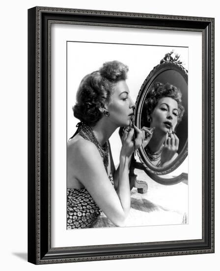 Ava Gardner, 1949-null-Framed Photo